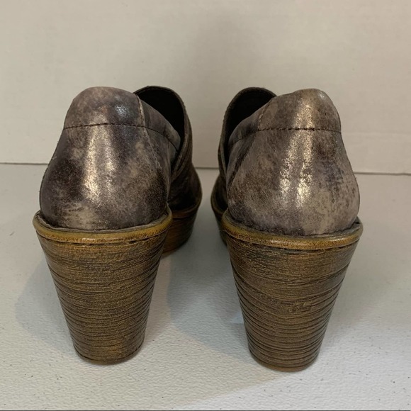 Born Haddon Metallic Bronze Distressed Leather Heeled  Clogs Womens Size 9 - Picture 5 of 13